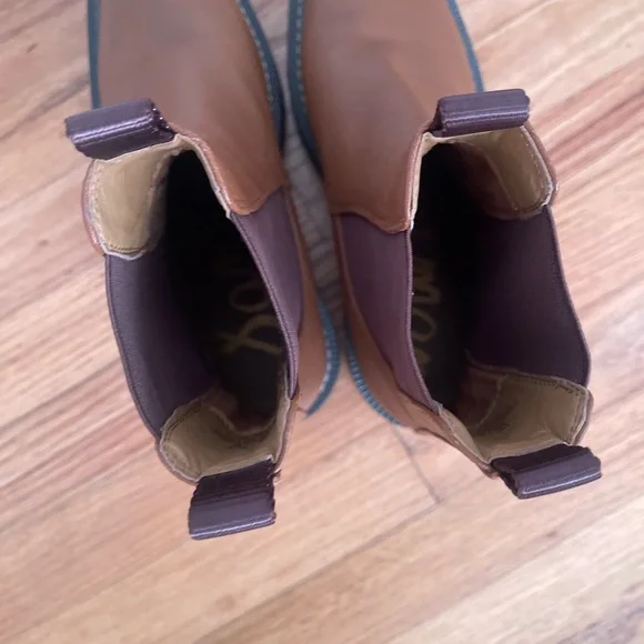 Sam Edelman Laguna Chelsea Leather Boots - Picture 8 of 9